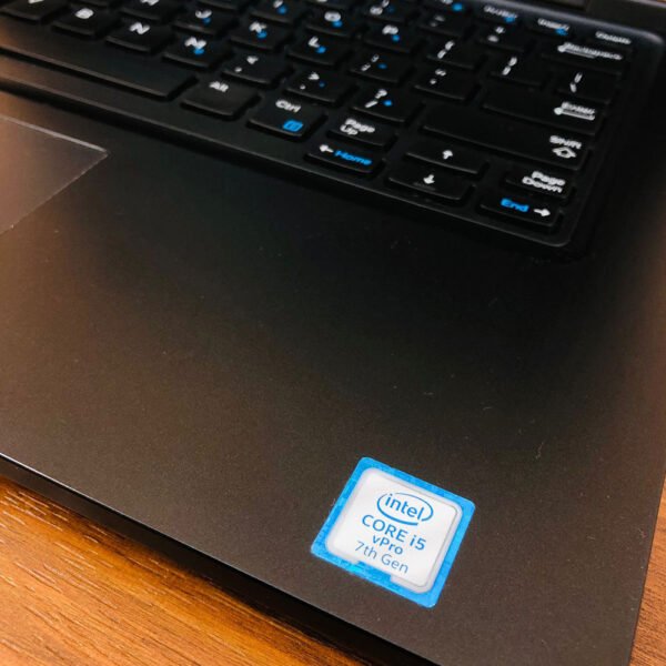 Dell-5480-9.jpg Dell Latitude 5480 | Core i5-7300U 7th Gen | 8GB RAM | 256GB SSD | Intel HD Graphics 620 | 14" FHD Laptop