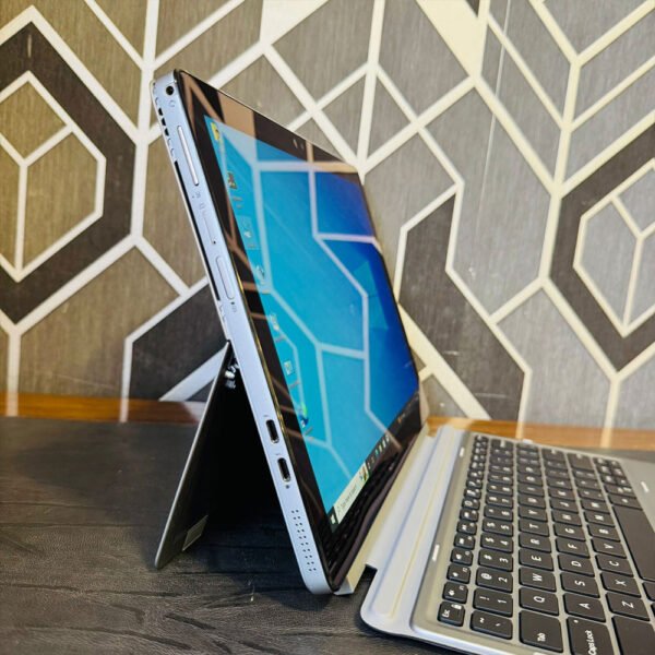 Dell Latitude 7200 2-in-1 | Core i7-8665U 8th Gen | 16GB RAM | 512GB SSD | Intel UHD Graphics | 12.3" FHD Touch Detachable Laptop