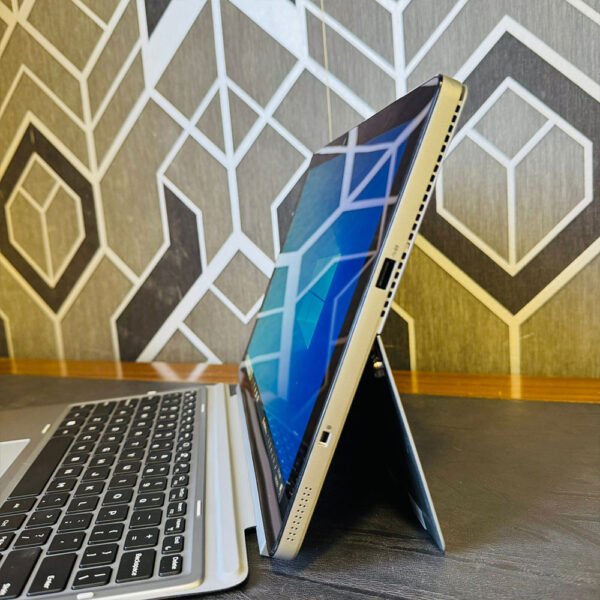 Dell Latitude 7200 2-in-1 | Core i7-8665U 8th Gen | 16GB RAM | 512GB SSD | Intel UHD Graphics | 12.3" FHD Touch Detachable Laptop