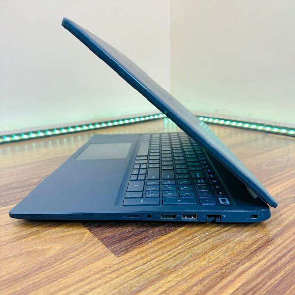 Dell Latitude 3510 | Core i5-10510U 10th Gen | 16GB RAM | 256GB SSD | GeForce MX230 2GB | 15.6" HD Laptop