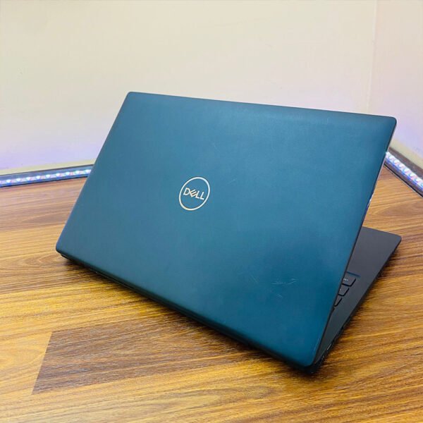 Dell Latitude 3520 | Core i5-1135G7 11th Gen | 16GB RAM | 256GB SSD | Intel Iris Xe Graphics | 15.6" FHD Laptop