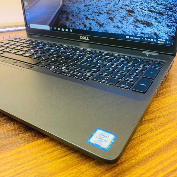 Dell Latitude 5500 | Core i7-8365U 8th Gen | 8GB RAM | 256GB SSD | Intel UHD Graphics | 15.6" FHD Business Laptop