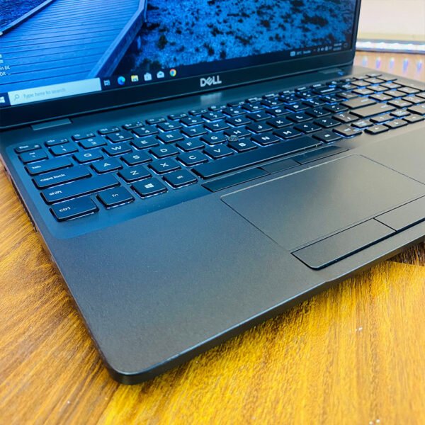 Dell Latitude 5500 | Core i7-8365U 8th Gen | 8GB RAM | 256GB SSD | Intel UHD Graphics | 15.6" FHD Business Laptop