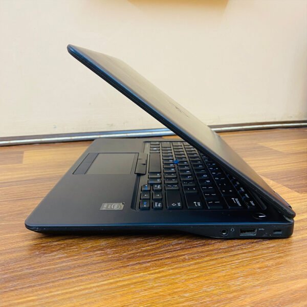 Dell Latitude 7450 | Core i5-5300U 5th Gen | 8GB RAM | 256GB Storage | Intel HD Graphics | 14" FHD IPS Business Laptop