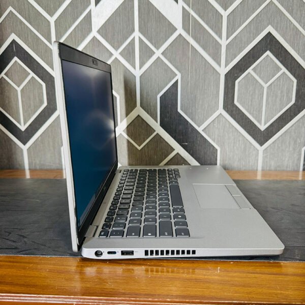 Dell Latitude 5400 Chromebook | Core i5-8365U 8th Gen | 8GB RAM | 256GB SSD | Intel UHD Graphics 620 | 14" FHD Business Chromebook