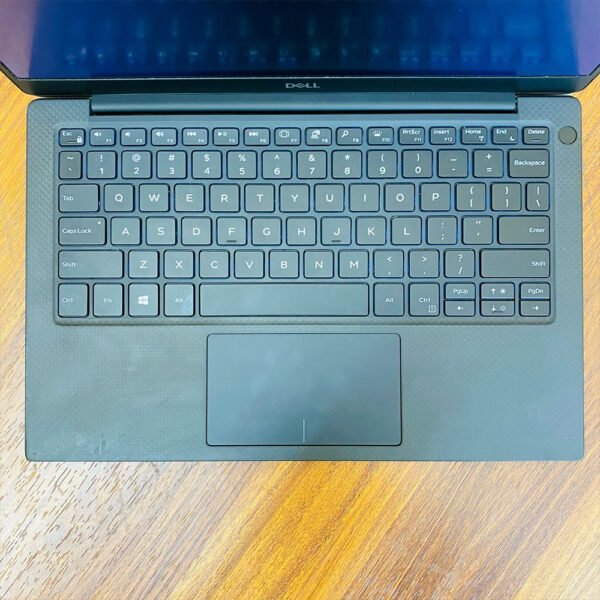 Dell XPS 13 7390 | Core i7-10710U 10th Gen | 16GB RAM | 256GB SSD | Intel UHD Graphics | 13.3" FHD IPS Ultrabook