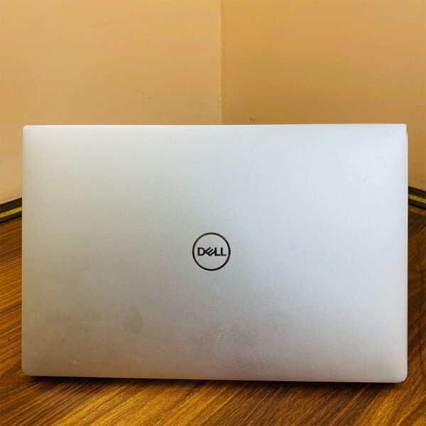 Dell XPS 13 7390 | Core i7-10710U 10th Gen | 16GB RAM | 256GB SSD | Intel UHD Graphics | 13.3" FHD IPS Ultrabook