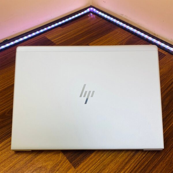 HP-Elitebook-840-G6-5.jpg HP EliteBook 840 G5 | Core i5-8265U 8th Gen | 8GB RAM | 512GB SSD | Intel UHD Graphics 620 | 14" FHD Laptop