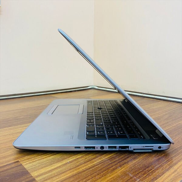 HP EliteBook 850 G3 | Core i5-6300U 6th Gen | 8GB RAM | 256GB SSD | Intel HD Graphics 520 | 15.6" FHD Laptop