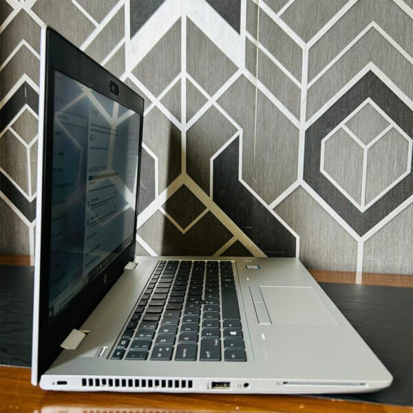 Hp-Probook-640-G5-13.jpg HP ProBook 640 G5 | Core i7-8365U 8th Gen | 8GB RAM | 256GB SSD | Intel UHD Graphics 620 | 14" FHD Laptop