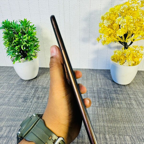 Kyocera Qua Tab QZ8 (KYT32) | Snapdragon 430 | 3GB RAM | 32GB ROM | 4G LTE | 8.0" WUXGA Display Tablet PC