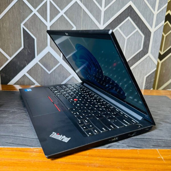 Lenovo-E14-Gen-2-9.jpg Lenovo ThinkPad E14 Gen 2 | Core i5-1135G7 11th Gen | 8GB RAM | 256GB SSD | Intel Iris Xe Graphics | 14" FHD IPS Laptop