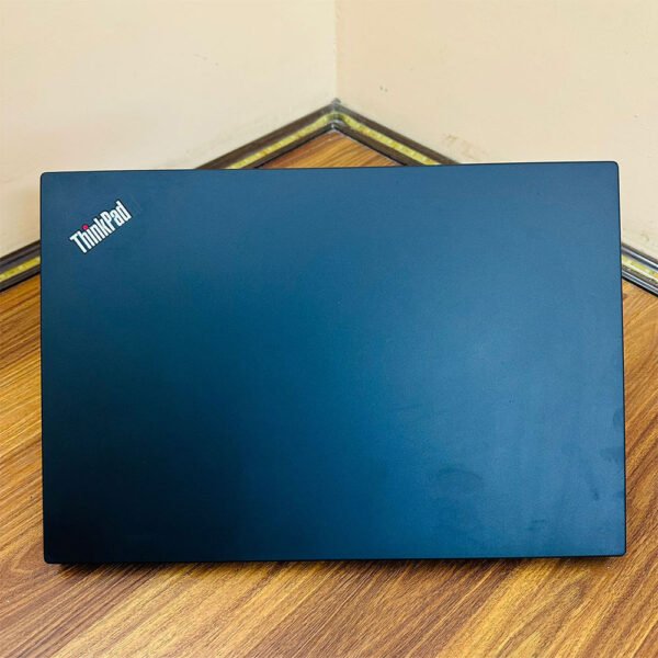 Lenovo ThinkPad P15s Gen 1 | Core i7-10510U 10th Gen | 16GB RAM | 256GB SSD | Quadro P520 | 15.6" Mobile Workstation