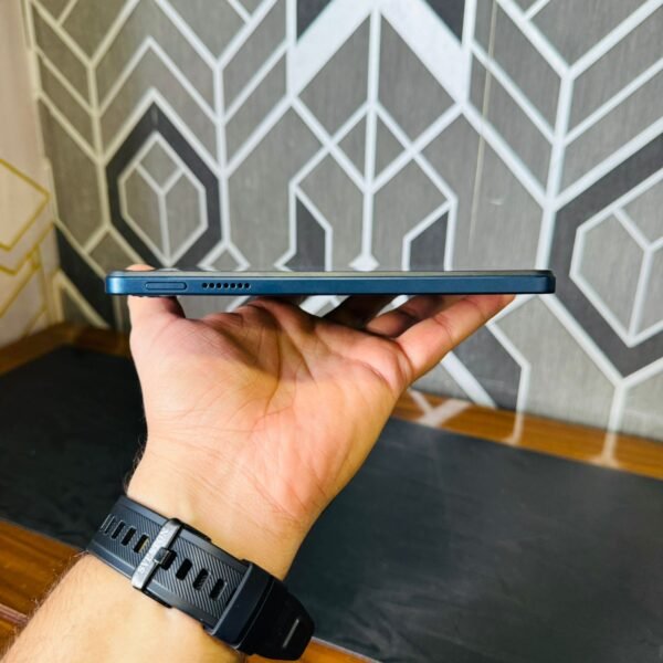 Lenovo Tab M10 5G | Snapdragon 695 5G | 4GB RAM | 64GB Storage | 5G | 10.61" 2K Display Tablet