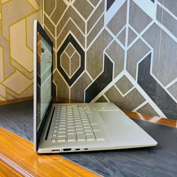 HP Pro C640 Chromebook | Core i3-10110U 10th Gen | 8GB RAM | 64GB eMMC | Intel UHD Graphics | 14" HD Business Chromebook